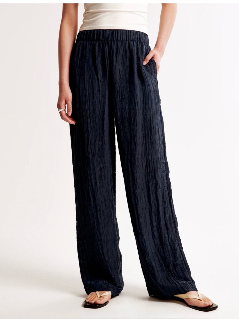 Abercrombie Crinkle Texture Pull On Pant - Blue - Medium Short
